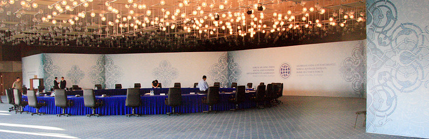 Səhnə tərtibatı - Forum on Long-Term Social and Economic Development in Azerbaijan / Baku / 2009 изображение 1