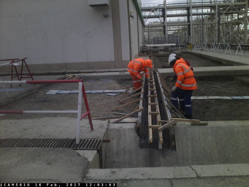 Səngəçal terminalında dəmir beton konstruksi şəkil