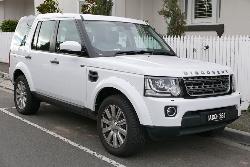 Land Rover Discovery (2015) изображение 1