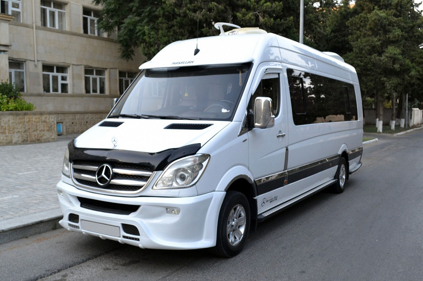 Mercedes Benz Sprinter (18 nəfərlik) изображение 1