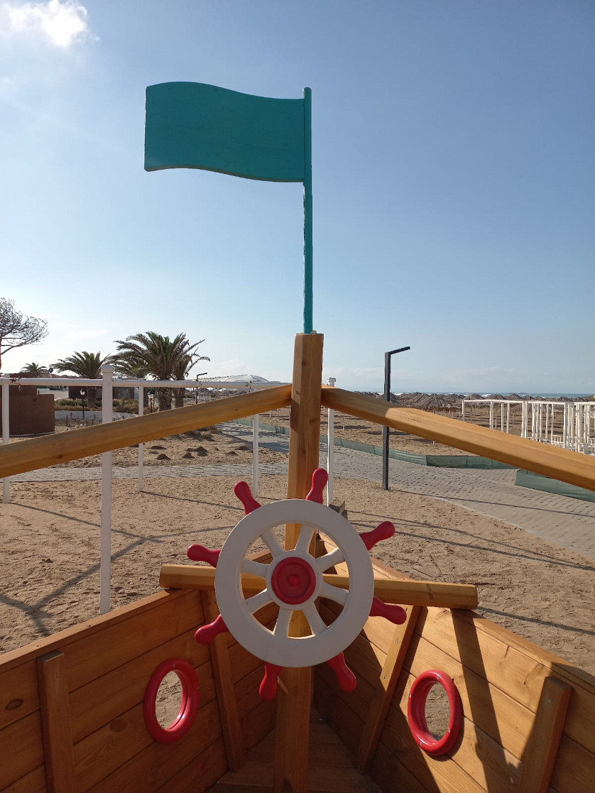 Sea Breeze Resort üçün "Gəmi" layihəsi şəkil