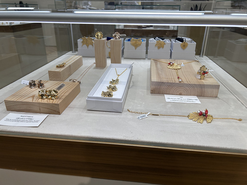 Бутик Ester Bijoux. Baku, Azerbaijan изображение 5